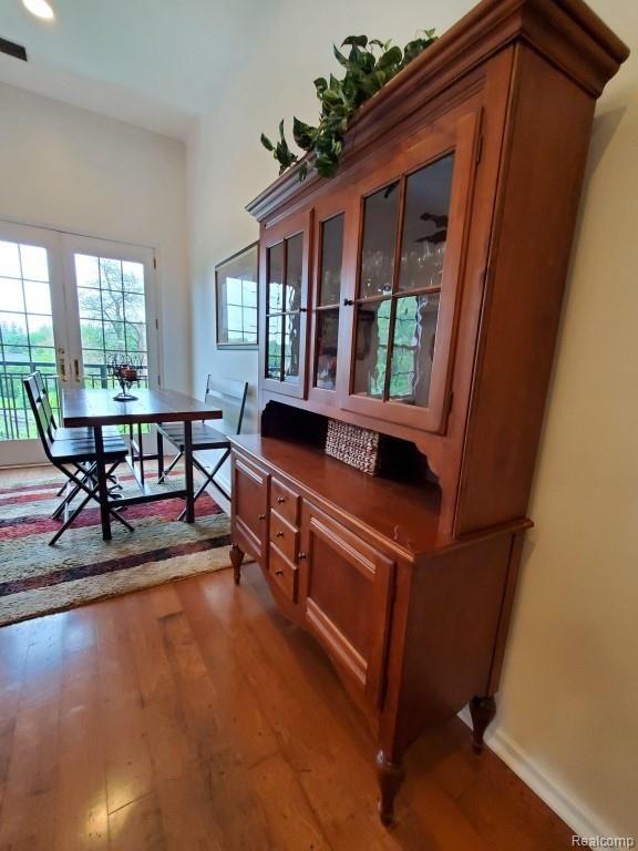 527 West Main Street Brighton, MI 48116 - Photo 7 of 28