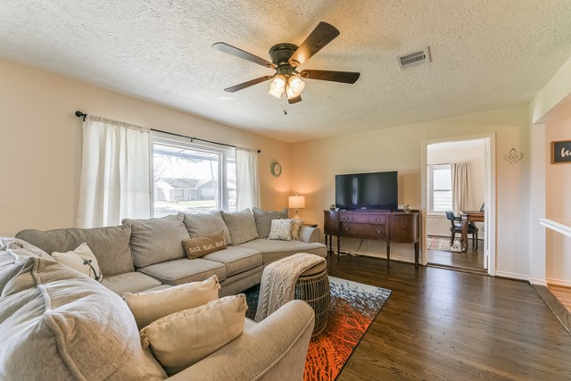 3631 Luca Street Houston, TX 77021 - Photo 9 of 49