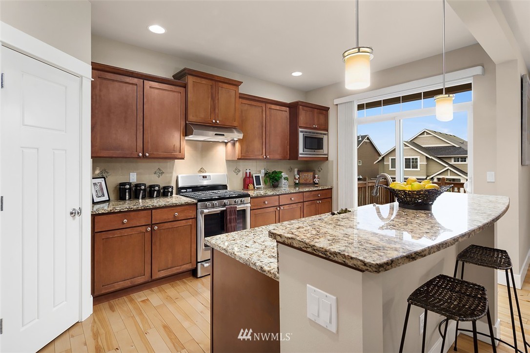 23110 36th Drive Southeast Bothell, WA 98021 - Photo 4 of 24