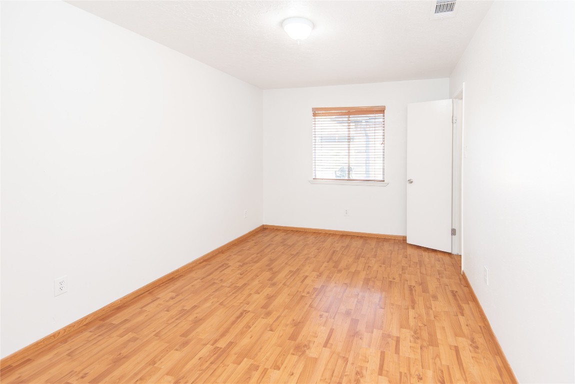 21734 Nickerton Lane Spring, TX 77388 - Photo 20 of 31 Front bedroom of the home
