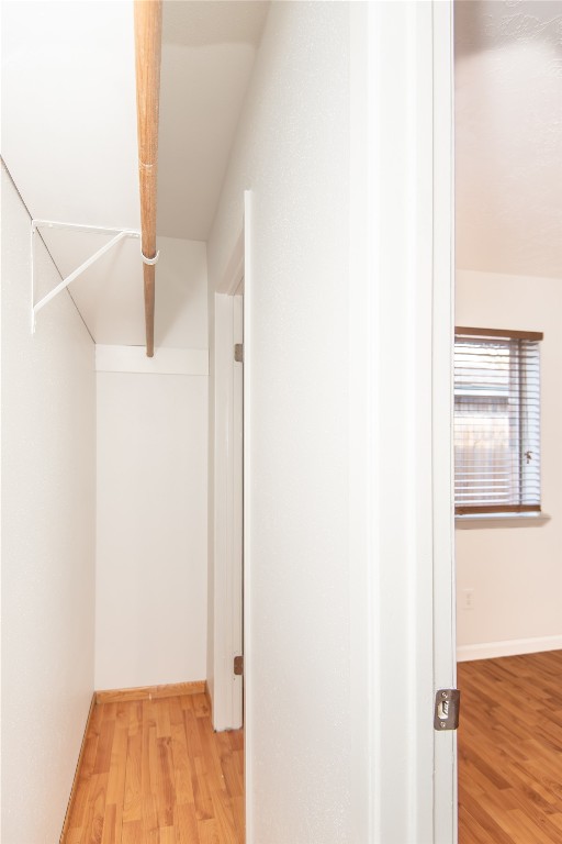 21734 Nickerton Lane Spring, TX 77388 - Photo 26 of 31 Pass through closet of third bedroom
