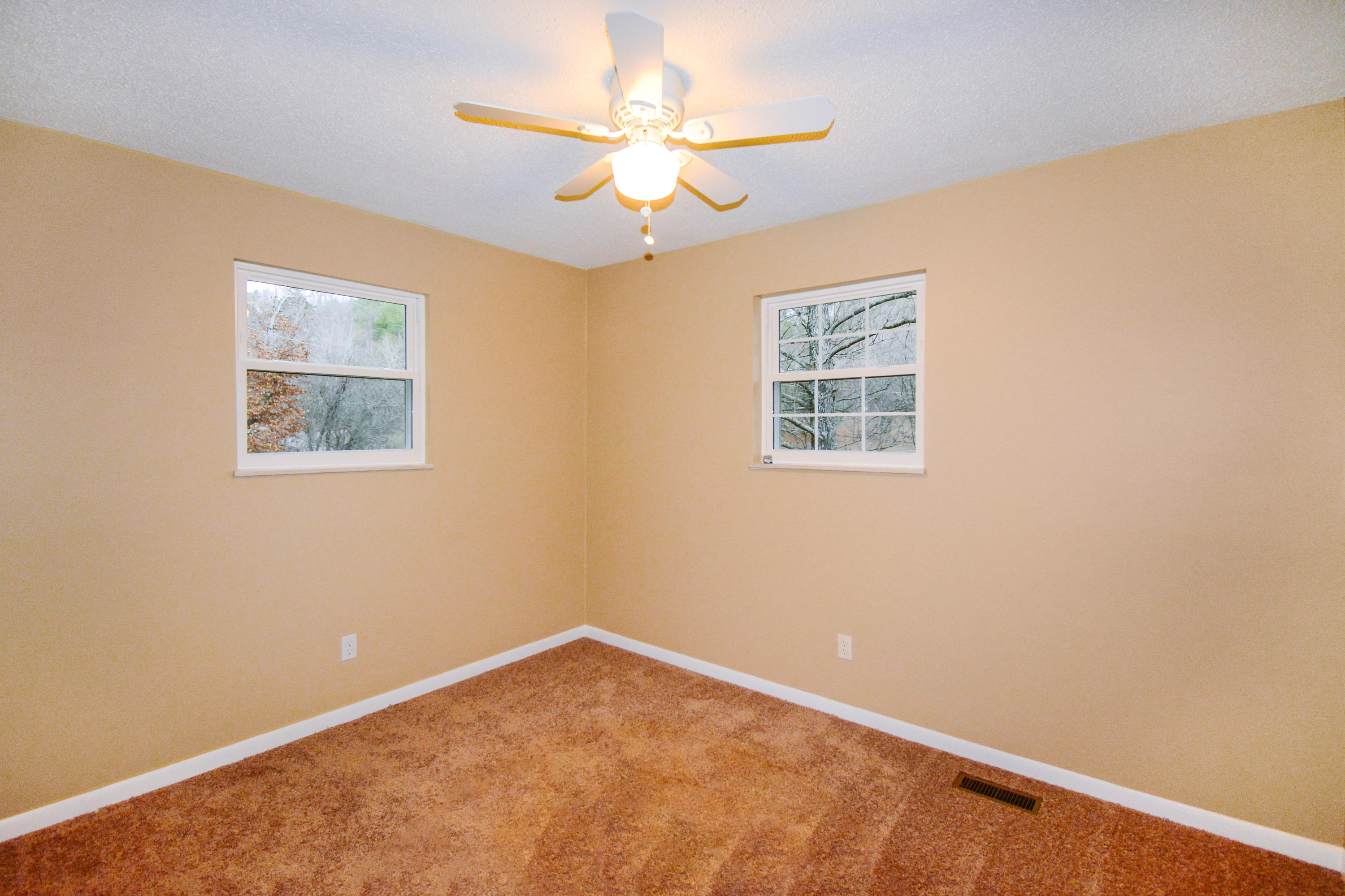 206 Chestnut Ridge Road Andersonville, TN 37705 - Photo 18 of 21 DSC_0890