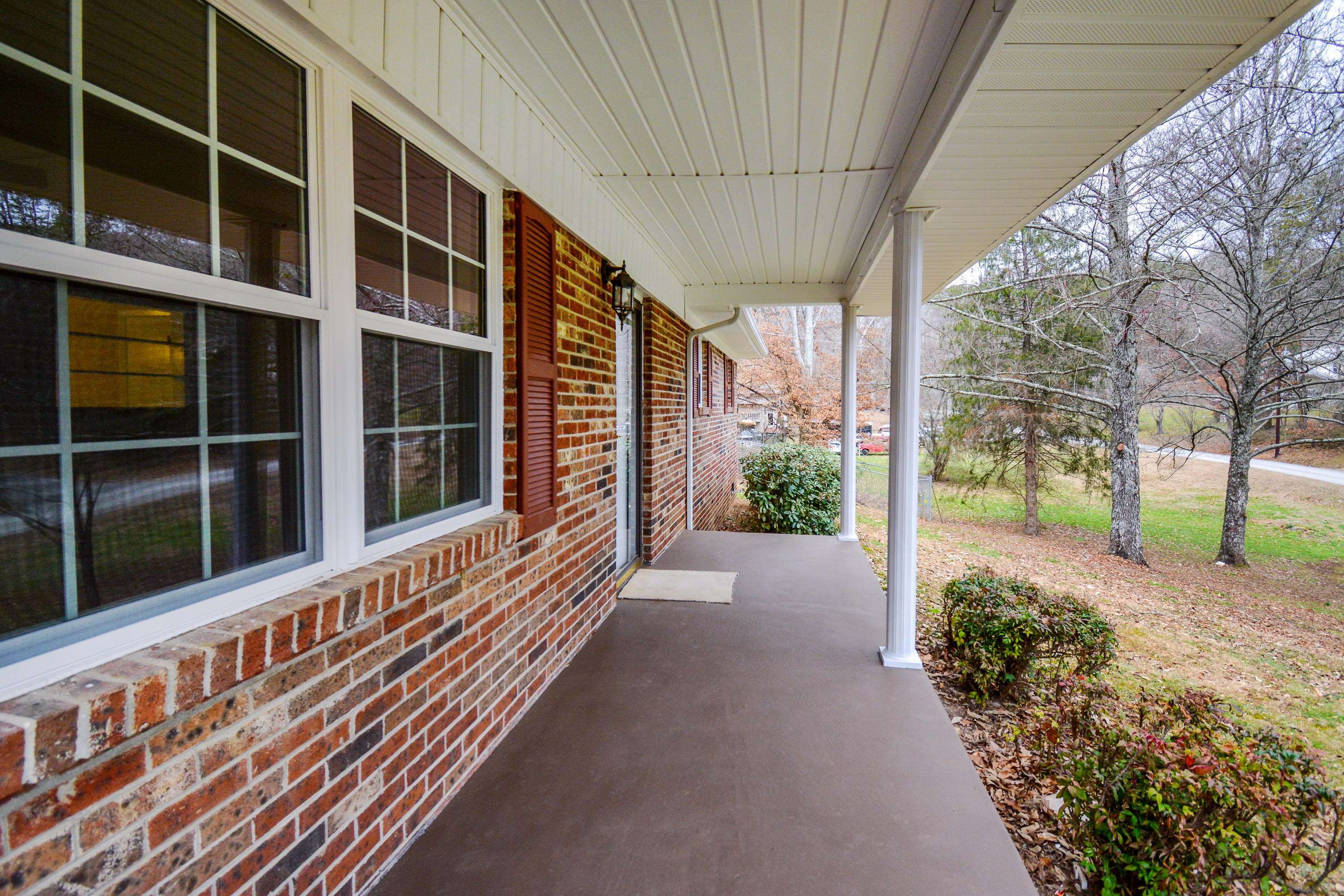 206 Chestnut Ridge Road Andersonville, TN 37705 - Photo 3 of 21 DSC_0860