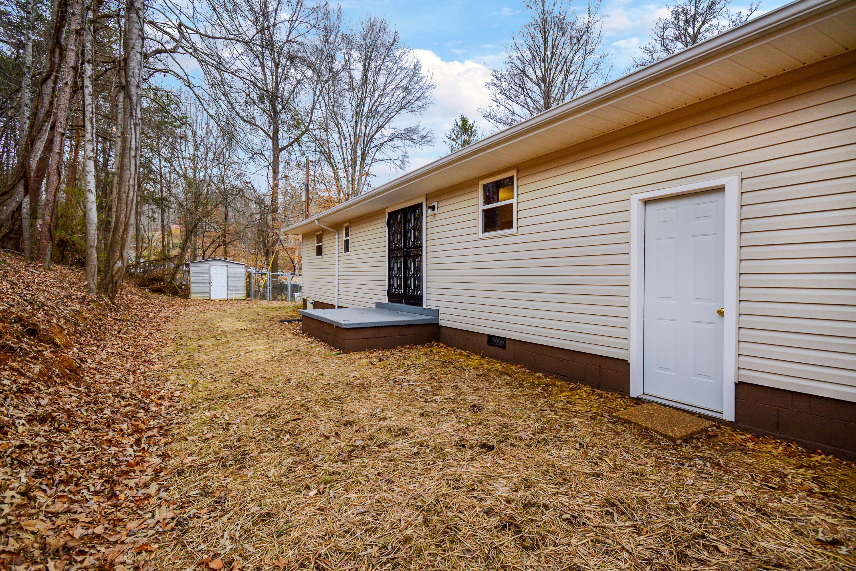 206 Chestnut Ridge Road Andersonville, TN 37705 - Photo 5 of 21 DSC_0864