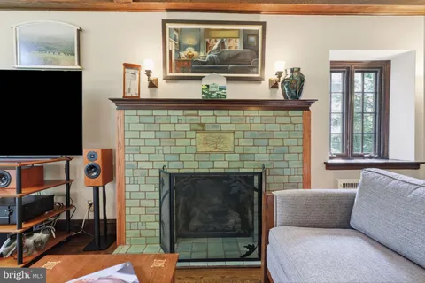 $995,000 | 509 Roumfort Road, Philadelphia, PA 19119
