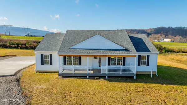 $399,900 | 30 Maple Crest Drive, Nescopeck, PA 18635