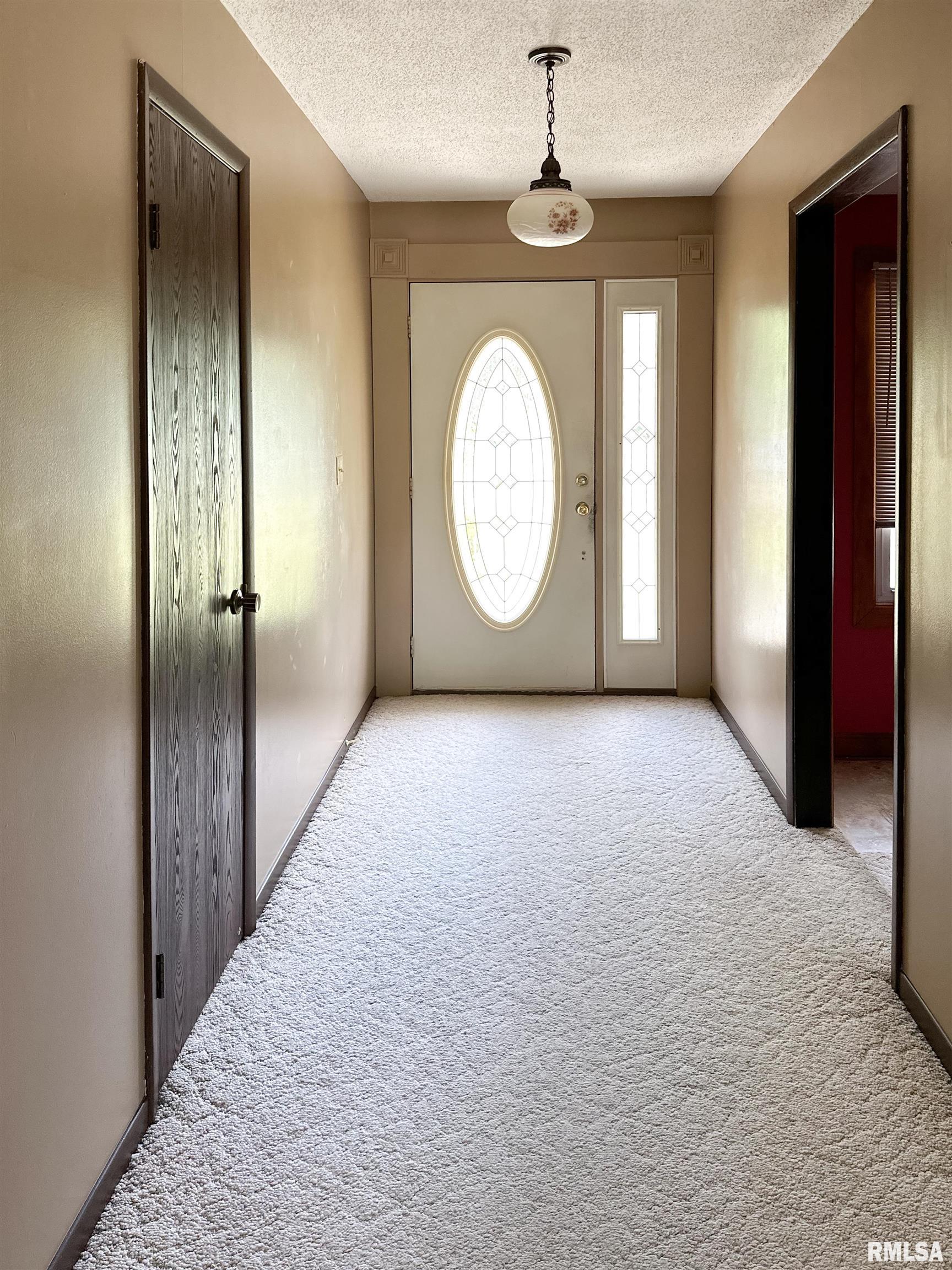 10619 Samuel Road Carterville, IL 62918 - Photo 4 of 36