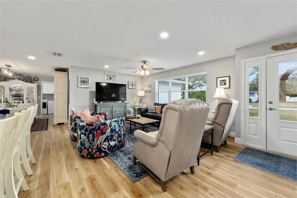 $369,000 | 723 Southeast 40th Terrace, Ocala, FL 34471