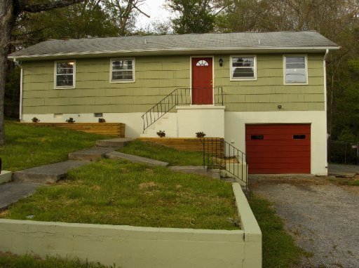 140 Iroquois Road Oak Ridge, TN 37830 - Photo 1 of 1 Primary Photo