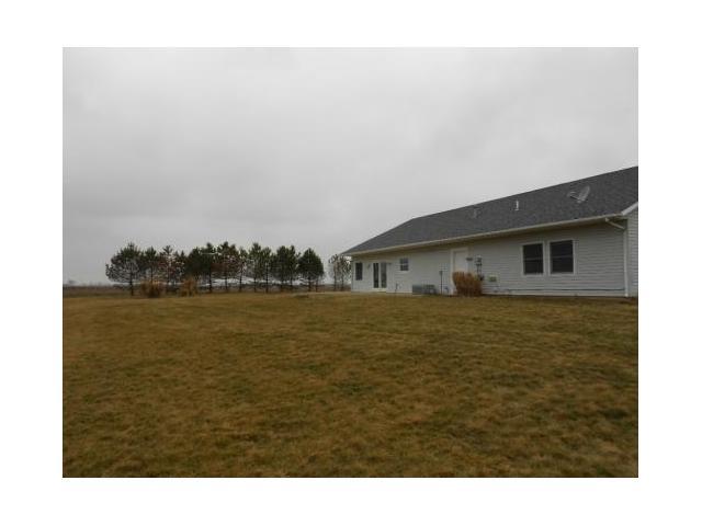 5315 Hatfield Road Williamsport, OH 43164 - Photo 3 of 8