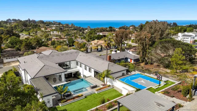 $9,999,999 | 6389 Castejon Drive, La Jolla, CA 92037