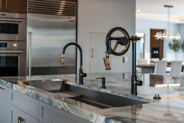 $9,999,999 | 6389 Castejon Drive, La Jolla, CA 92037