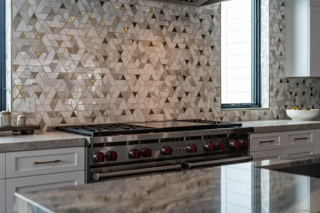 $9,999,999 | 6389 Castejon Drive, La Jolla, CA 92037