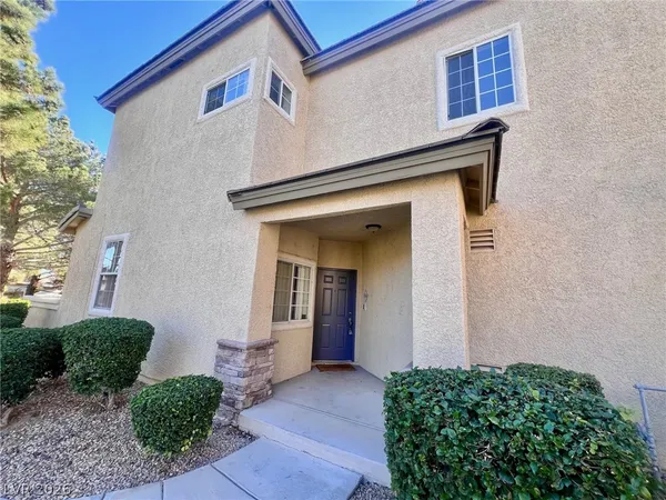 $2,040 | 1604 Queen Victoria Street, Unit 104, Las Vegas, NV 89144