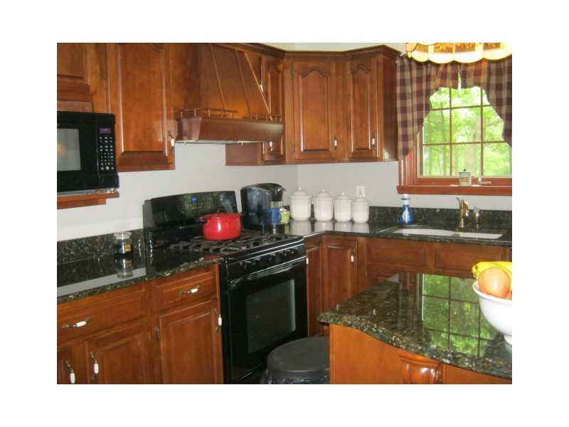162 Spohn Road Freeport, PA 16229 - Photo 13 of 25 Kitchen. Cherry cabinets.