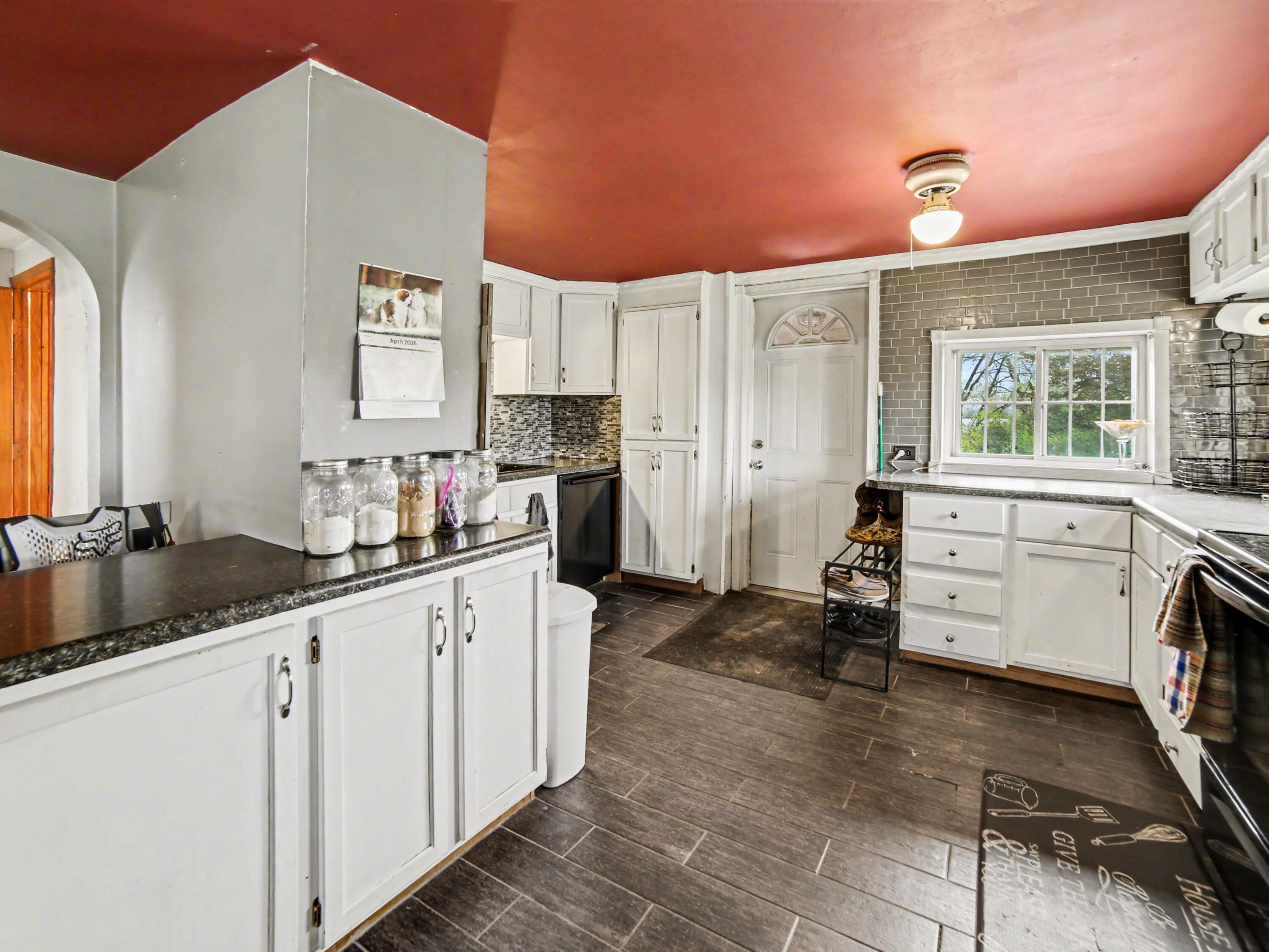 268 West Shelby Road Shelby, MI 49455 - Photo 3 of 39 009_file_6987