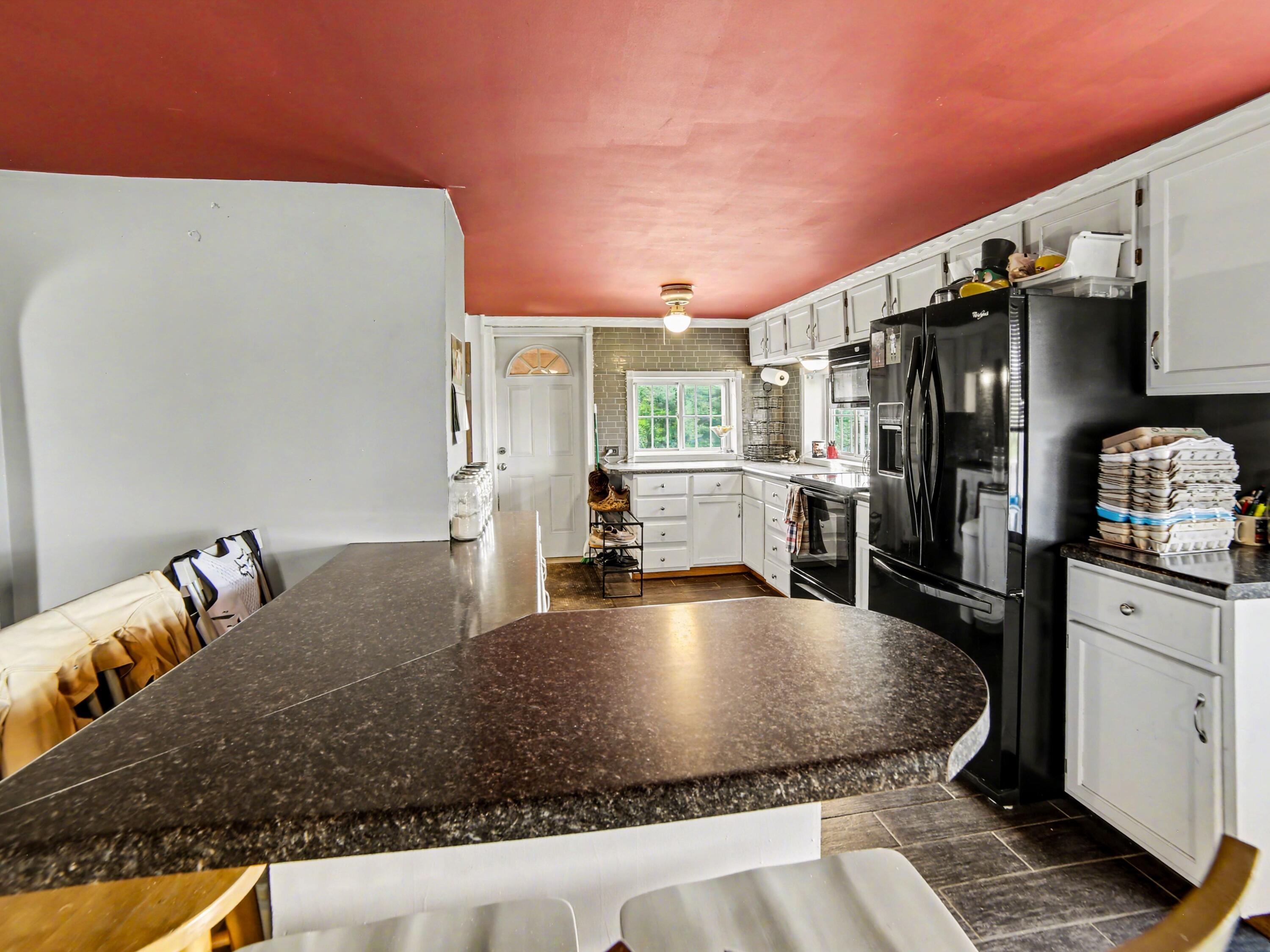 268 West Shelby Road Shelby, MI 49455 - Photo 4 of 39 008_file_1261