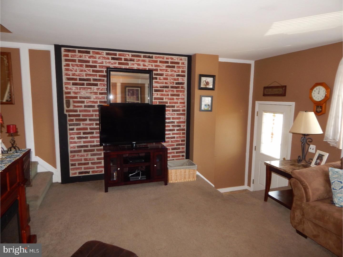 12428 Balston Road Philadelphia, PA 19154 - Photo 3 of 20