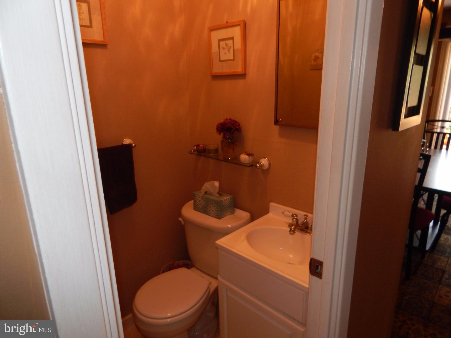 12428 Balston Road Philadelphia, PA 19154 - Photo 7 of 20