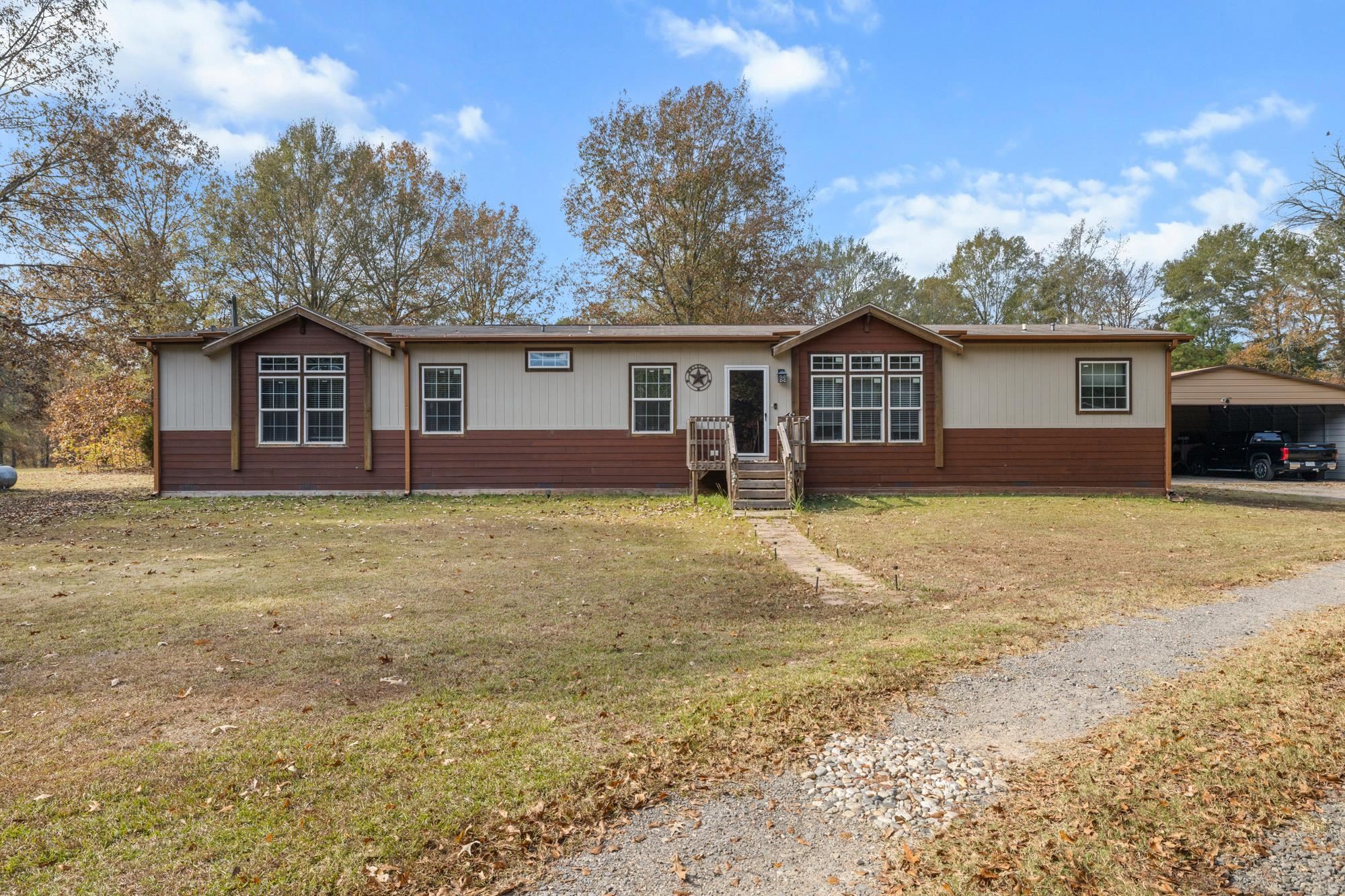 170 Blue Fox Road Marshall, TX 75670 - Photo 3 of 29 Gallery Image 3