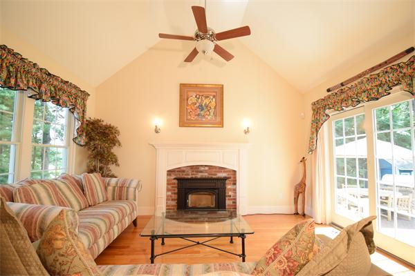 3 Benjamin Road Lexington, MA 02421 - Photo 6 of 30