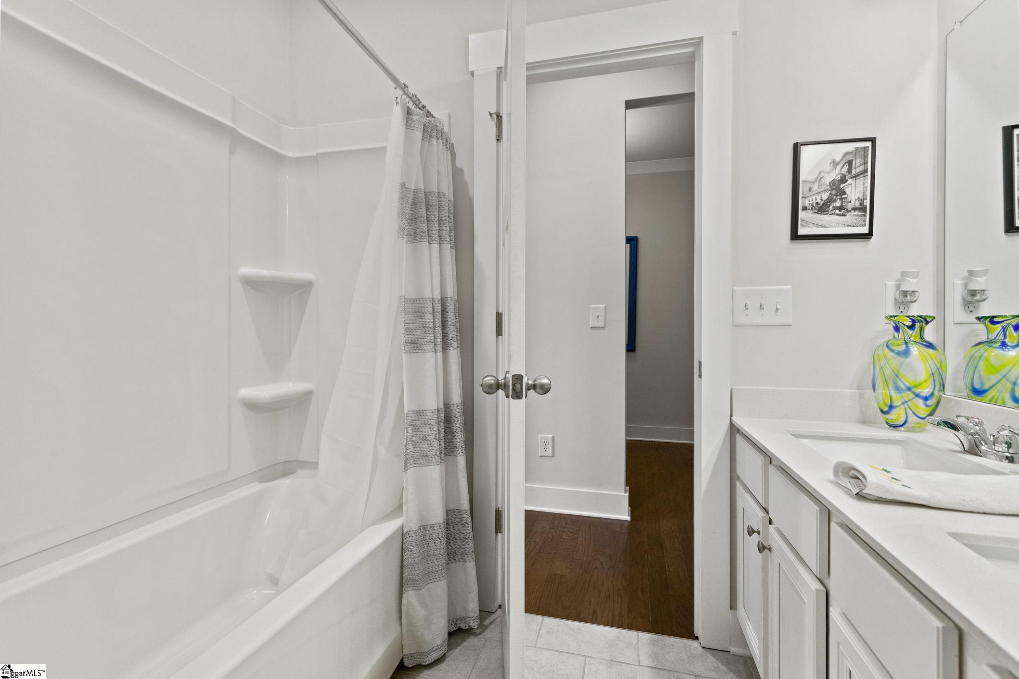 133 Redcroft Drive Greer, SC 29651 - Photo 28 of 45