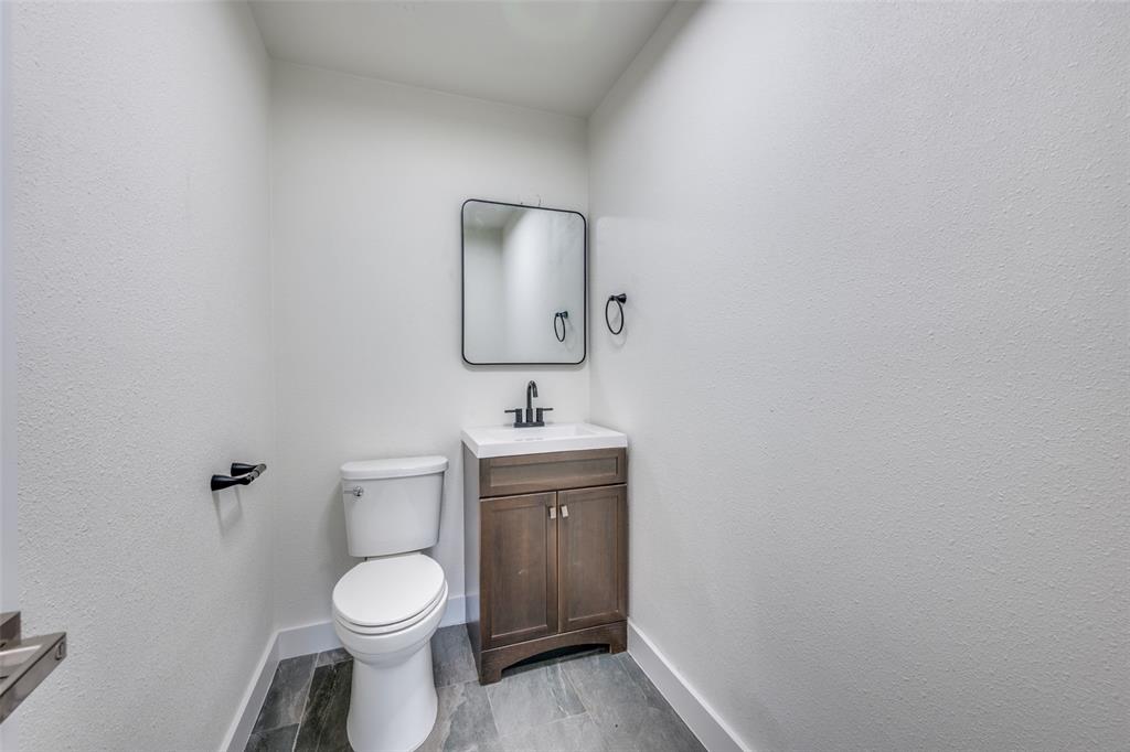 2501 South Fielder Road Arlington, TX 76015 - Photo 15 of 25