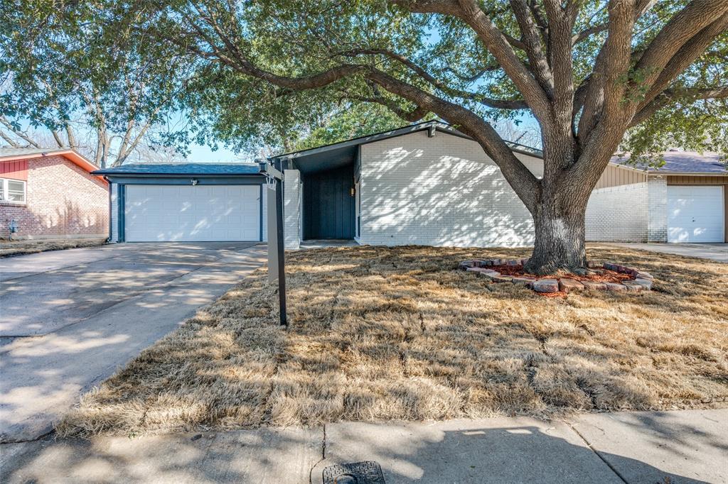 2501 South Fielder Road Arlington, TX 76015 - Photo 2 of 25