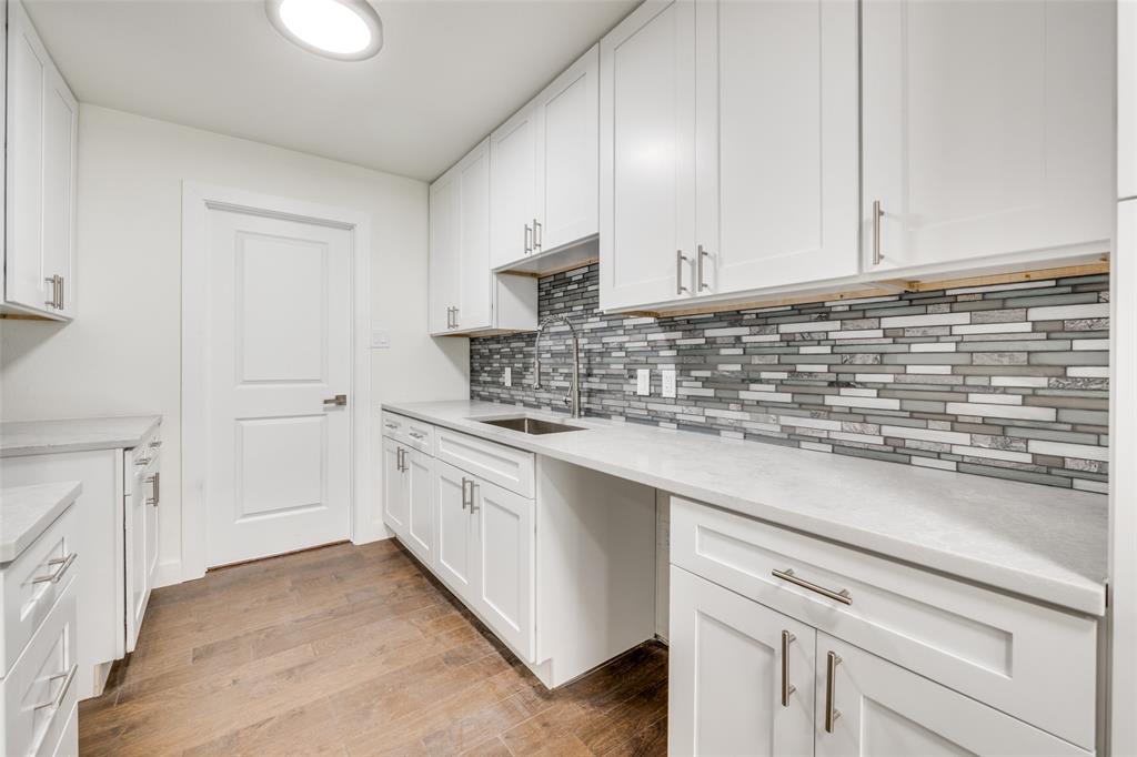 2501 South Fielder Road Arlington, TX 76015 - Photo 10 of 25