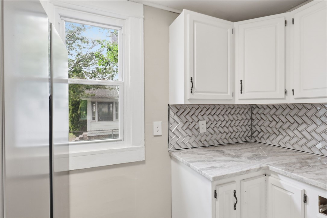 133 Parkside Avenue Rochester, NY 14609 - Photo 13 of 29