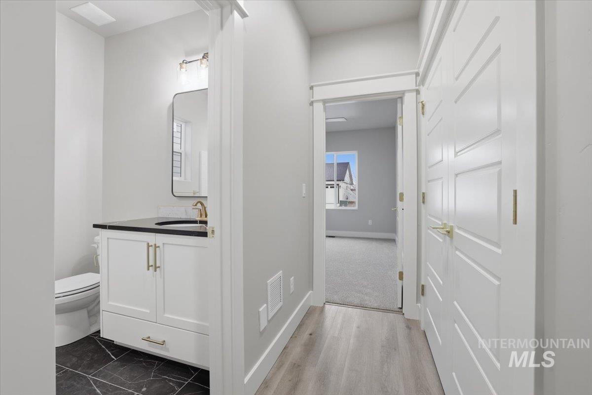 1741 Kayak Road Emmett, ID 83617 - Photo 5 of 35