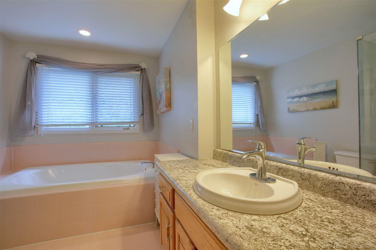 46324 Fairwind Road Macomb, MI 48044 - Photo 21 of 34