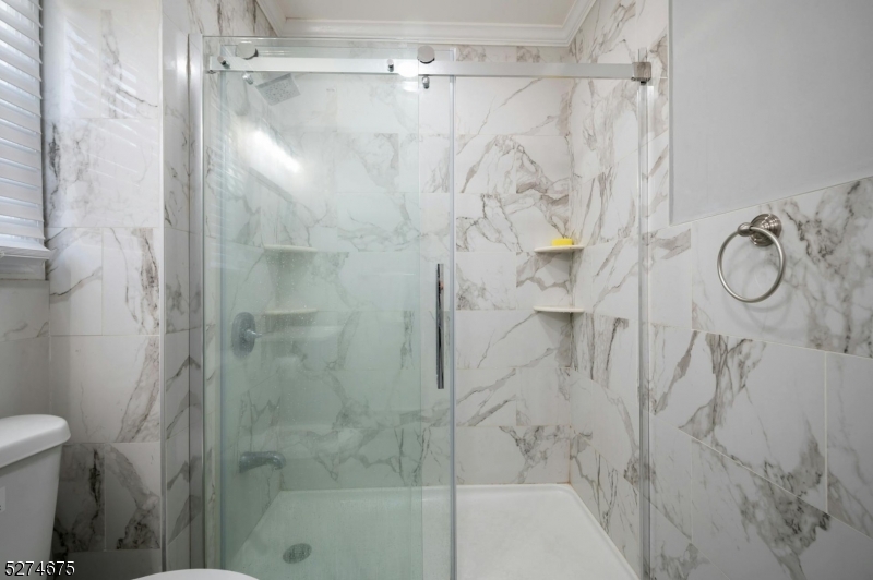 180 Littleton Road East Parsippany, NJ 07054 - Photo 4 of 18 Gallery Image 4