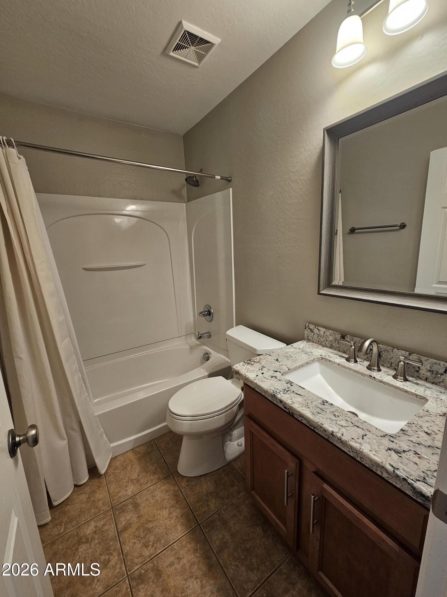 4666 East Redfield Road Gilbert, AZ 85234 - Photo 17 of 22 Redfield Upstairs Bathroom 26