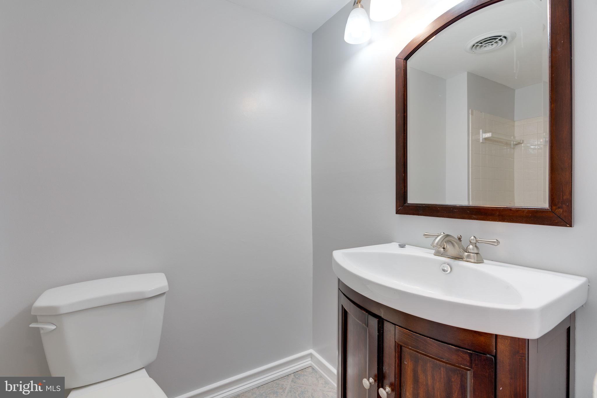 7761 Lowmoor Road Springfield, VA 22153 - Photo 36 of 41 Full bath in lower level