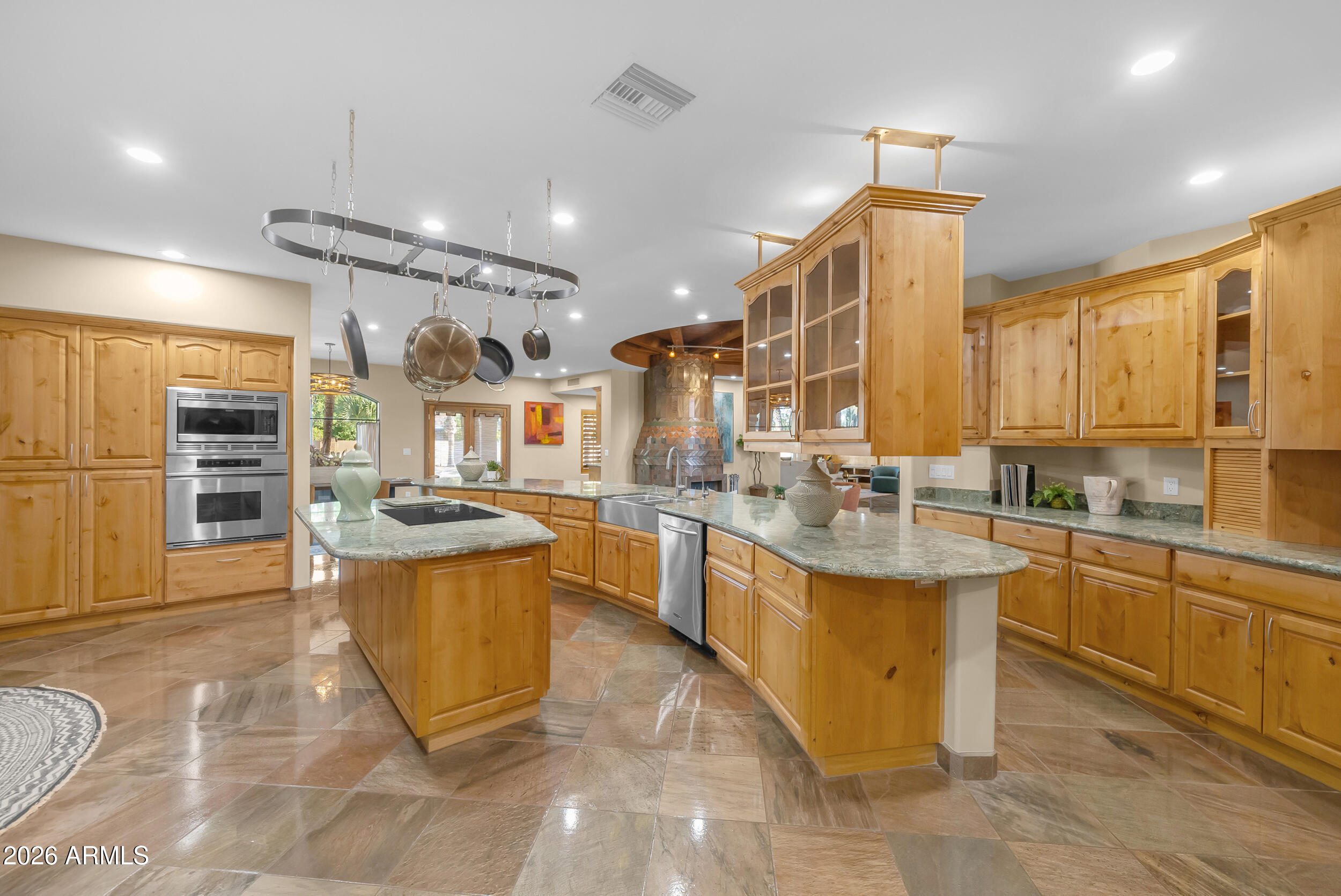 1455 East Colt Road Tempe, AZ 85284 - Photo 21 of 71 Kitchen