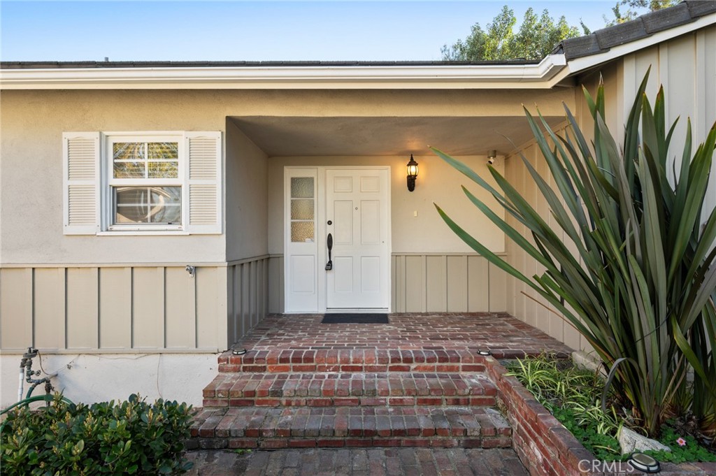 28 Ranchview Road Rolling Hills Estates, CA 90274 - Photo 3 of 44