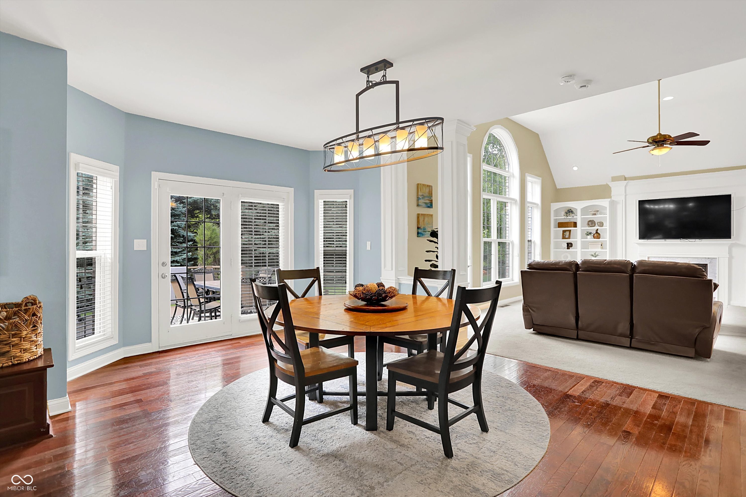 10587 Proposal Pointe Way Fishers, IN 46040 - Photo 12 of 62