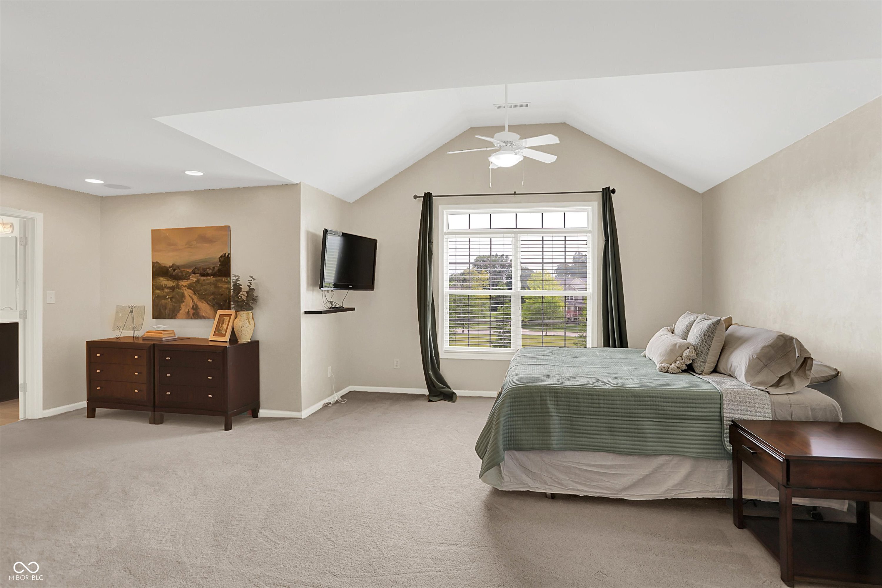 10587 Proposal Pointe Way Fishers, IN 46040 - Photo 25 of 62