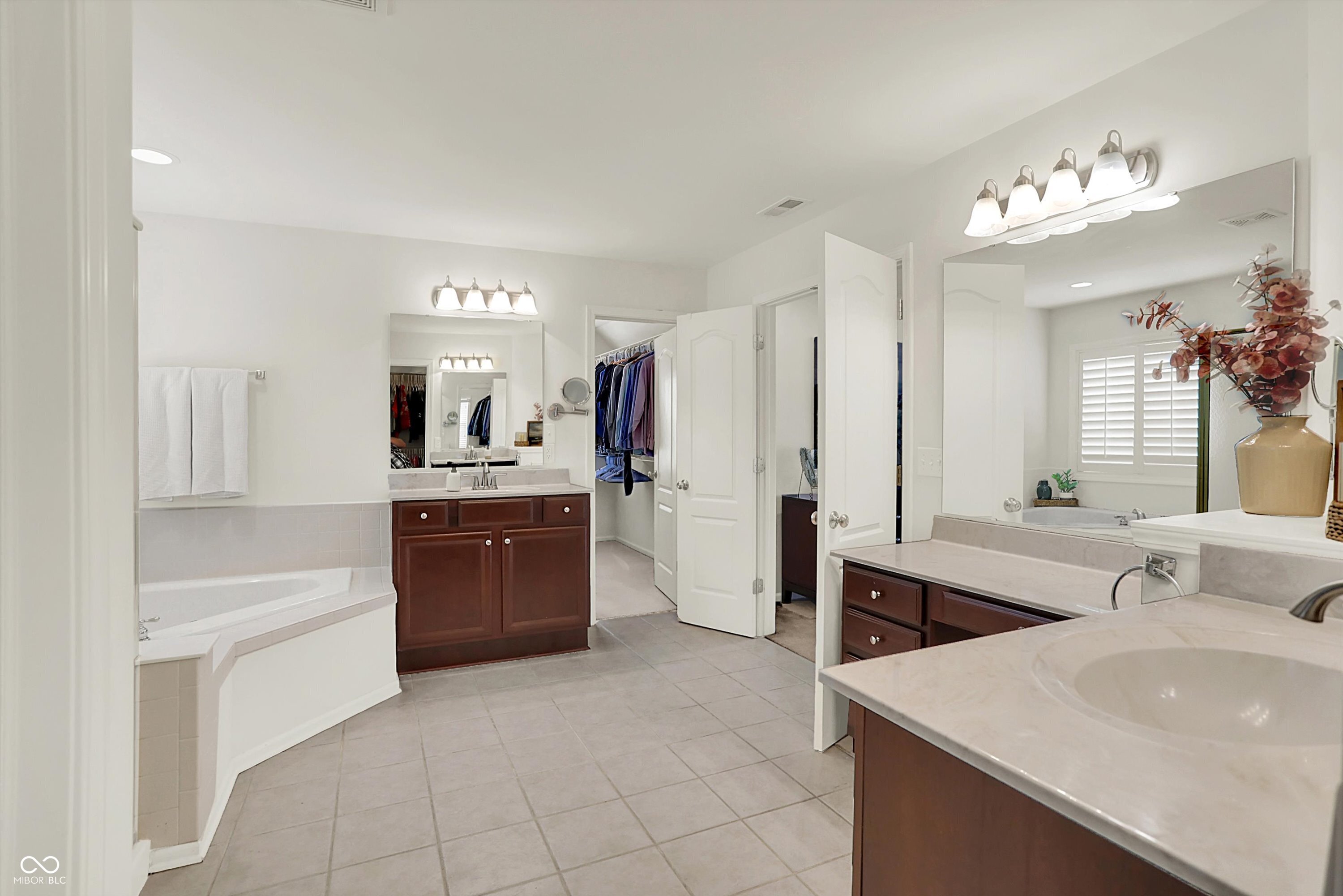 10587 Proposal Pointe Way Fishers, IN 46040 - Photo 30 of 62