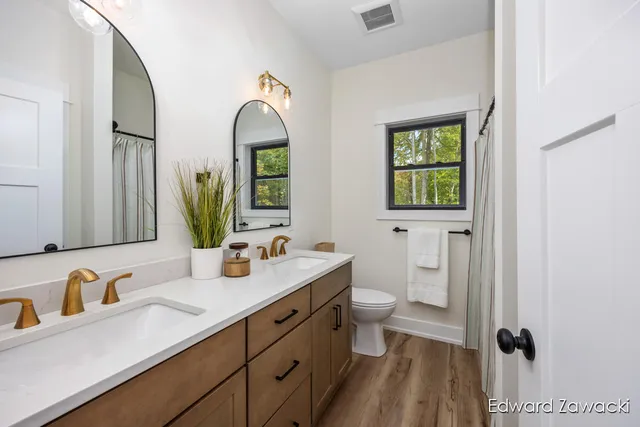 $559,000 | 11020 Hidden Pond Drive Northeast, Rockford, MI 49341