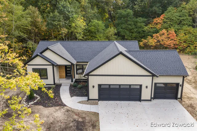 $559,000 | 11020 Hidden Pond Drive Northeast, Rockford, MI 49341