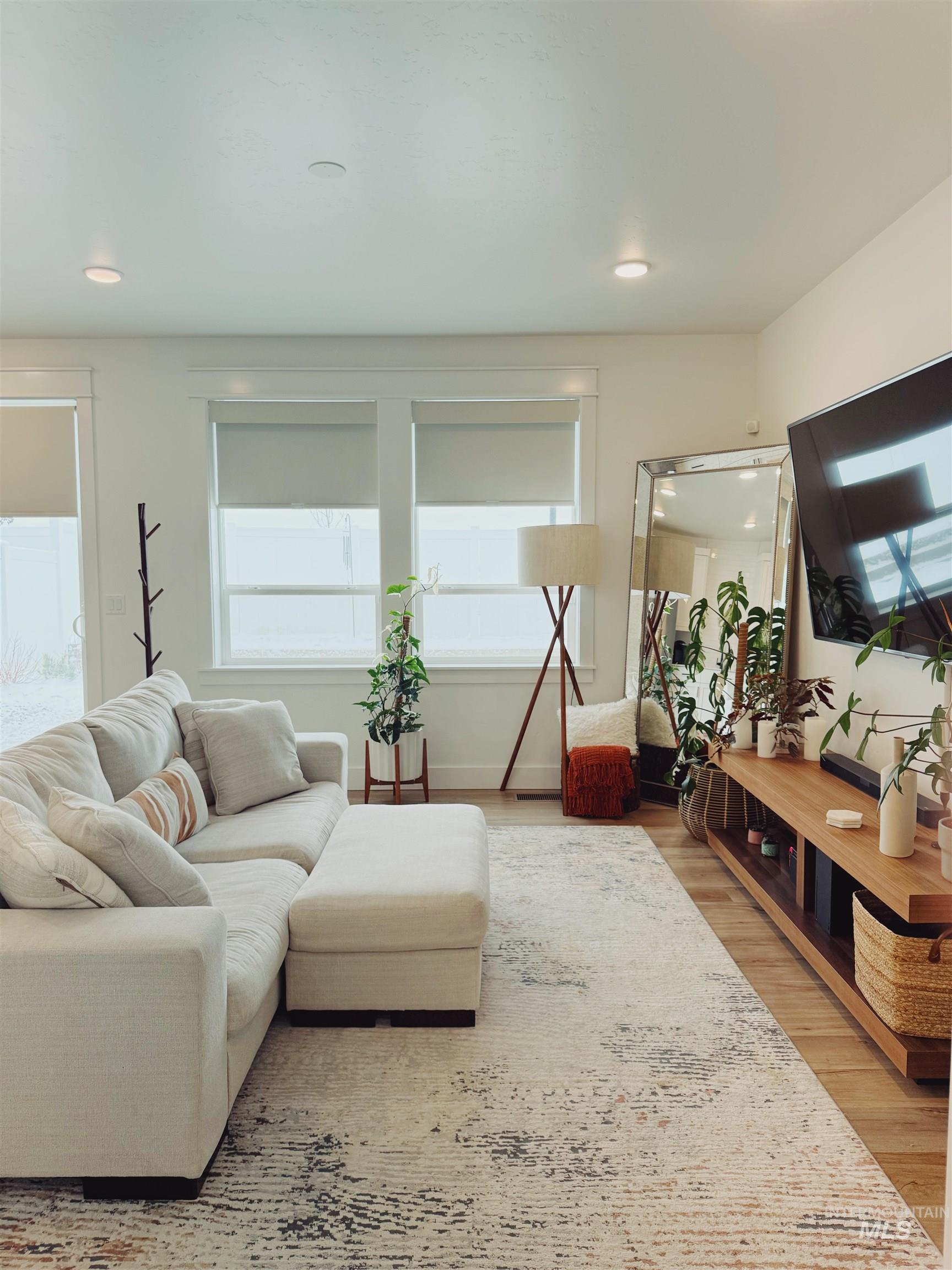 4637 West Riva Capri Street Meridian, ID 83646 - Photo 6 of 48