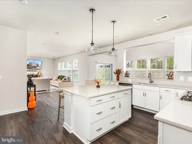 $560,000 | 308 Lehigh Drive, Winchester, VA 22602