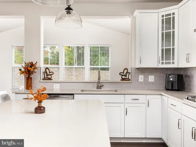 $560,000 | 308 Lehigh Drive, Winchester, VA 22602