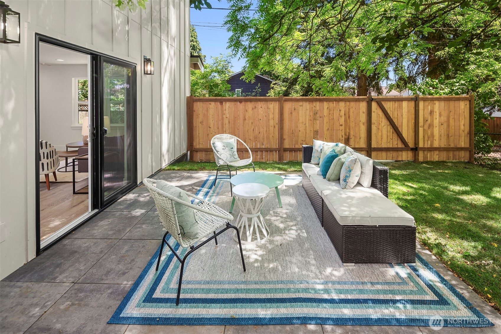 8824 32nd Avenue Southwest Seattle, WA 98126 - Photo 24 of 32