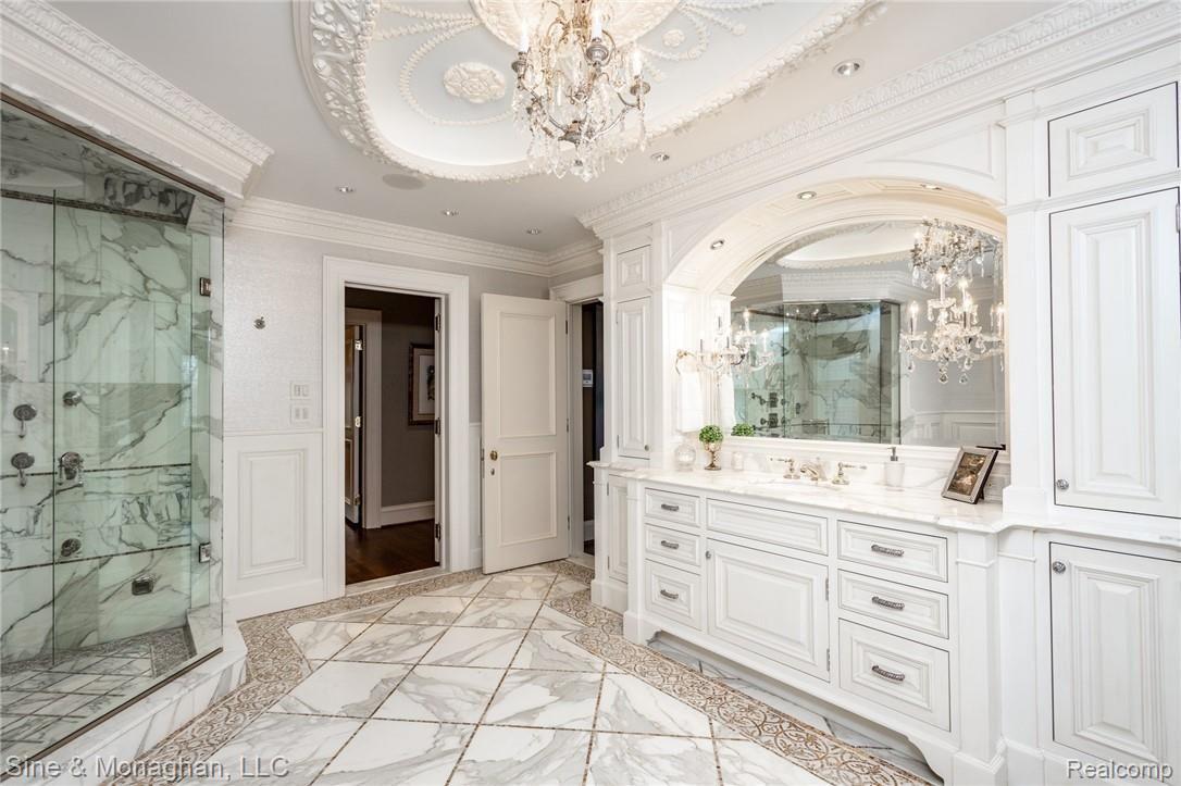 315 Washington Road Grosse Pointe, MI 48230 - Photo 63 of 99 315 Washington S104.jpg
