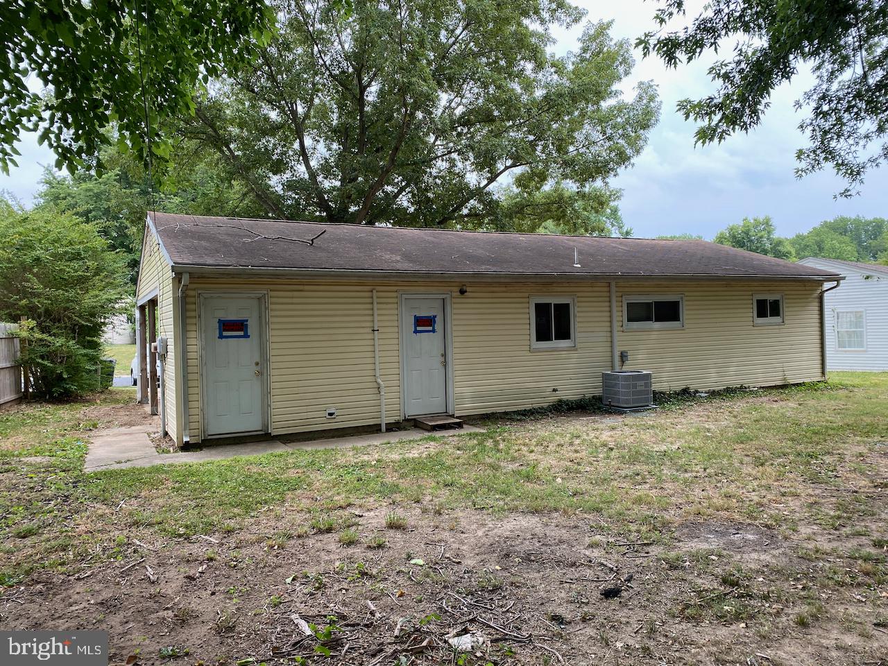 38 Wayne Drive Dover, DE 19901 - Photo 2 of 14