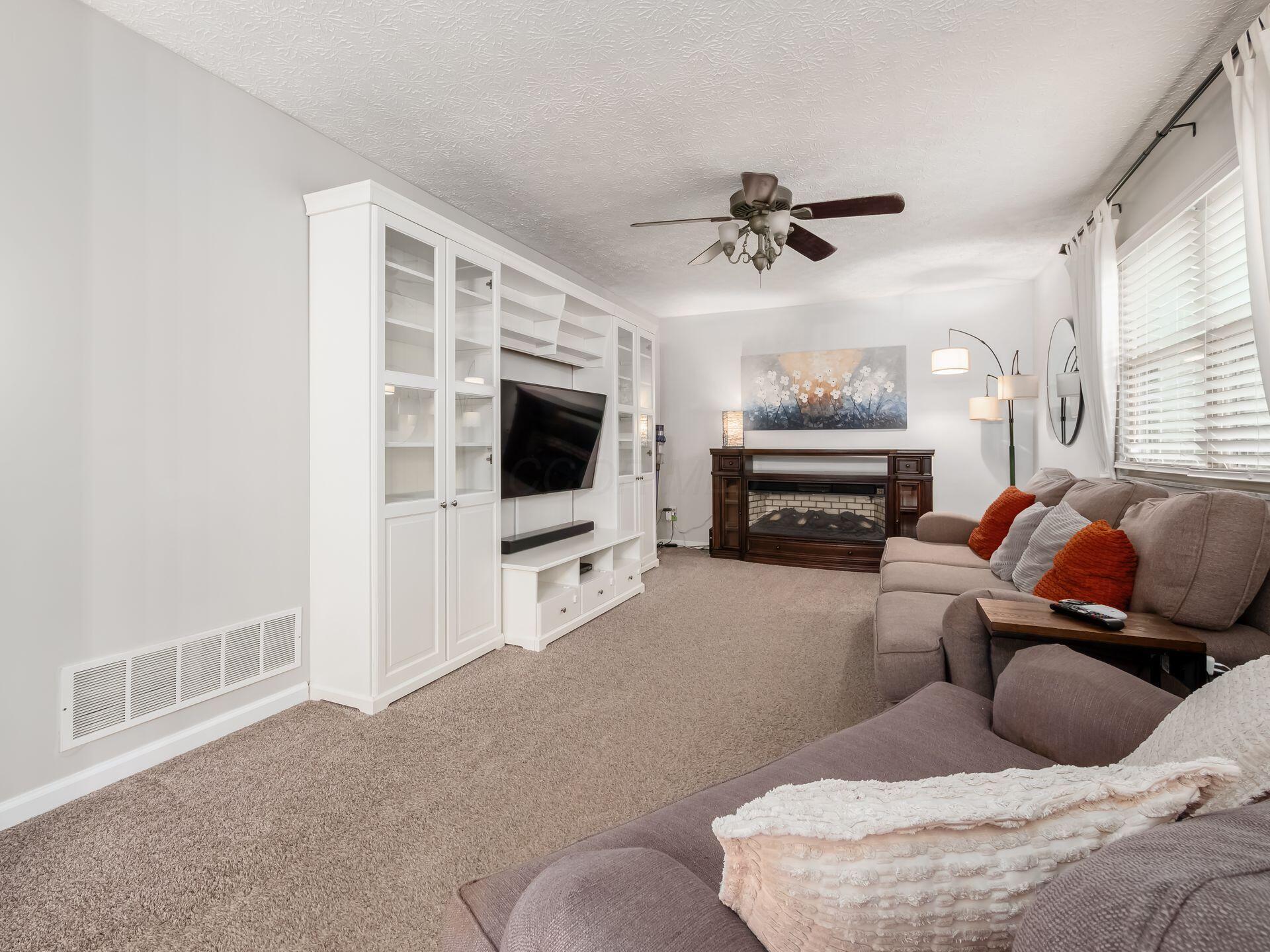 4006 Sandy Ridge Drive Columbus, OH 43204 - Photo 12 of 38 4006 Sandy Ridge - 11