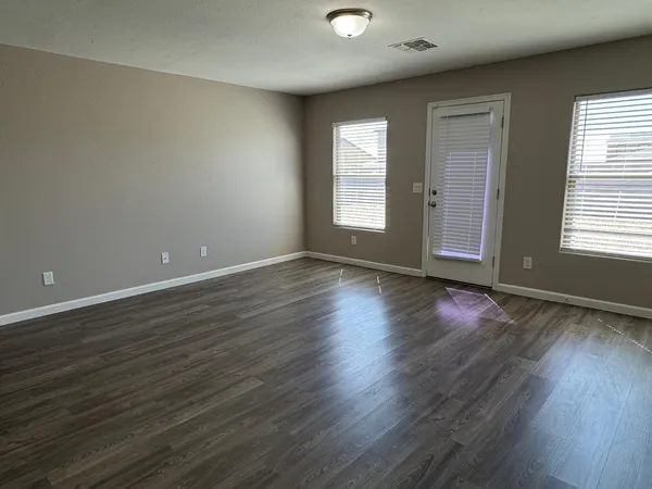 $1,695 | 327 Impala Court, Casa Grande, AZ 85122